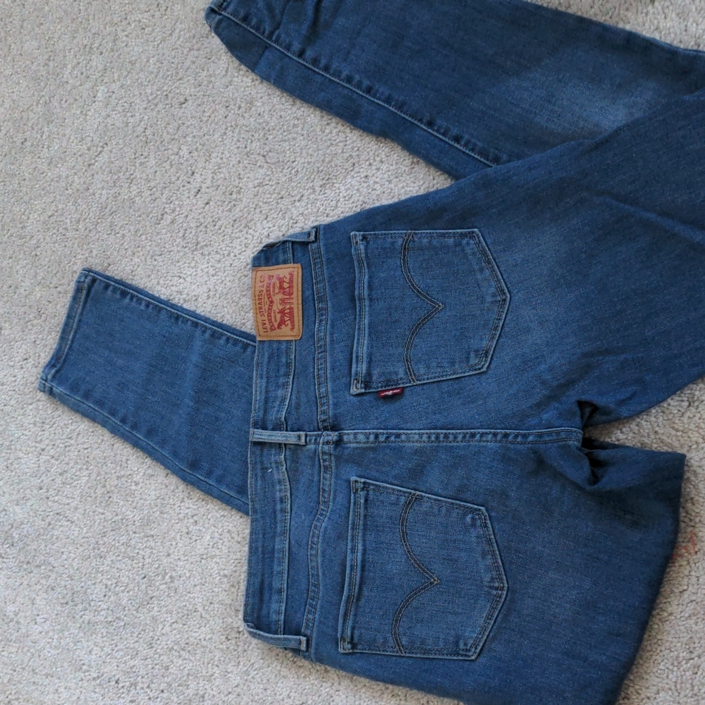 Levi's 711 skinny jeans